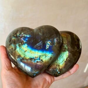 💙 Flashy Labradorite Double Heart – over 1.7 kg Statement Crystal 💙